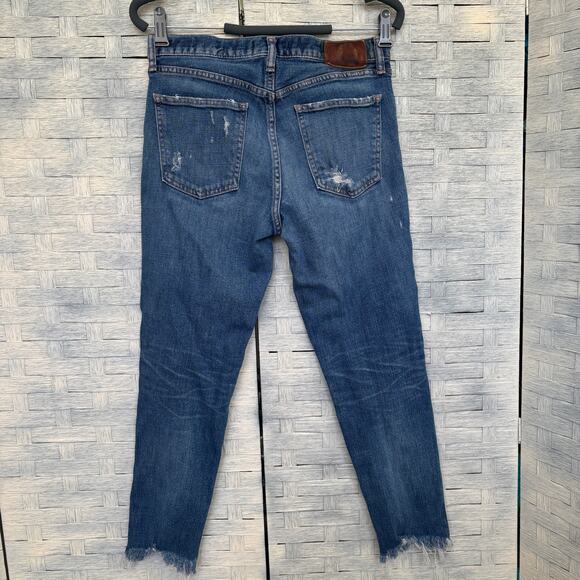 MOUSSY VINTAGE Womens 26 Blue Distressed Straight Leg Cropped Jeans Raw Hem - Picture 3 of 10